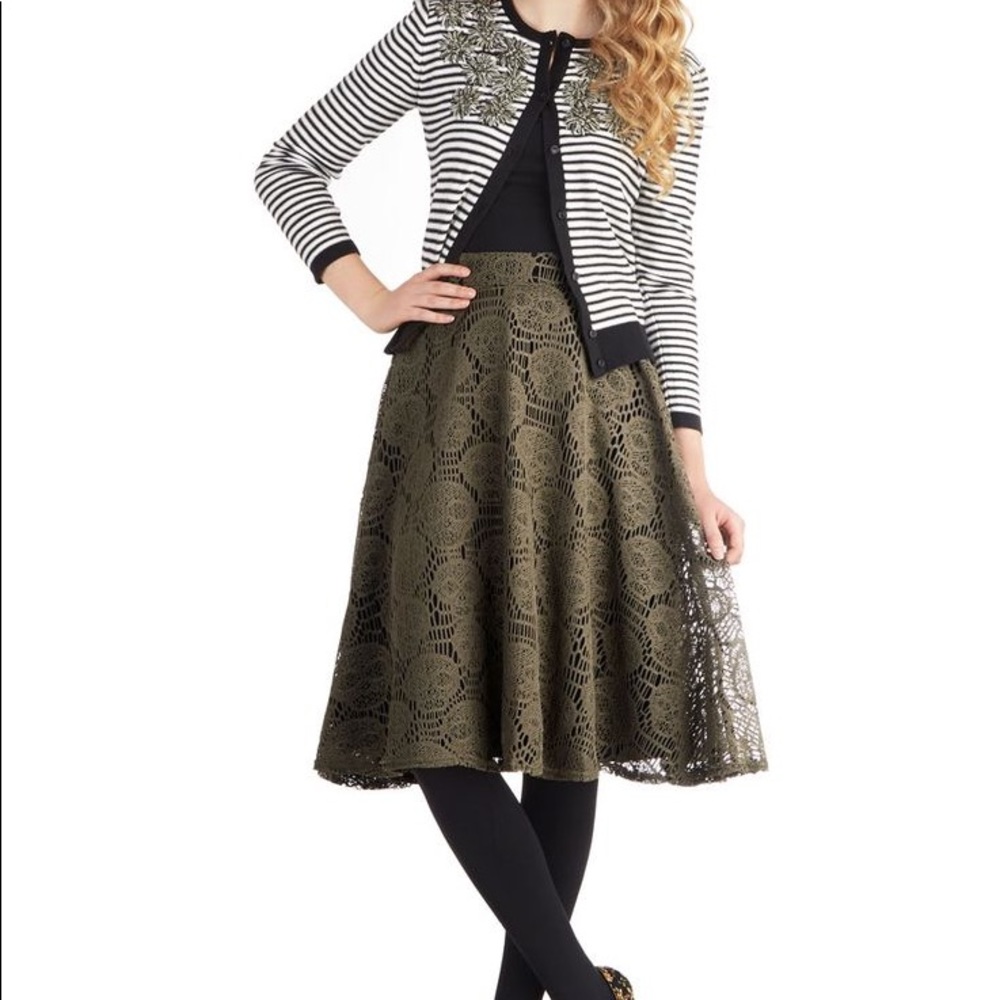 Incredible Skull Lace Skirt ModCloth